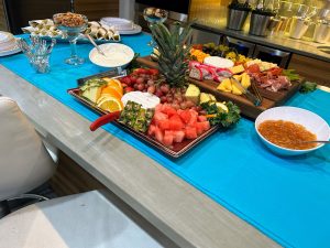 fruit-tray-table-min